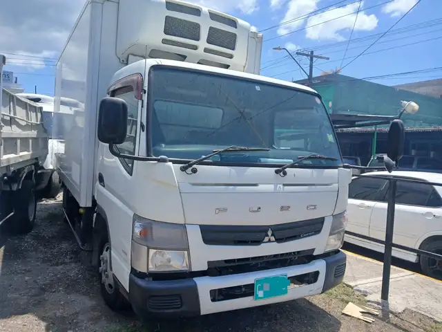 2012 Mitsubishi Canter, Kingston