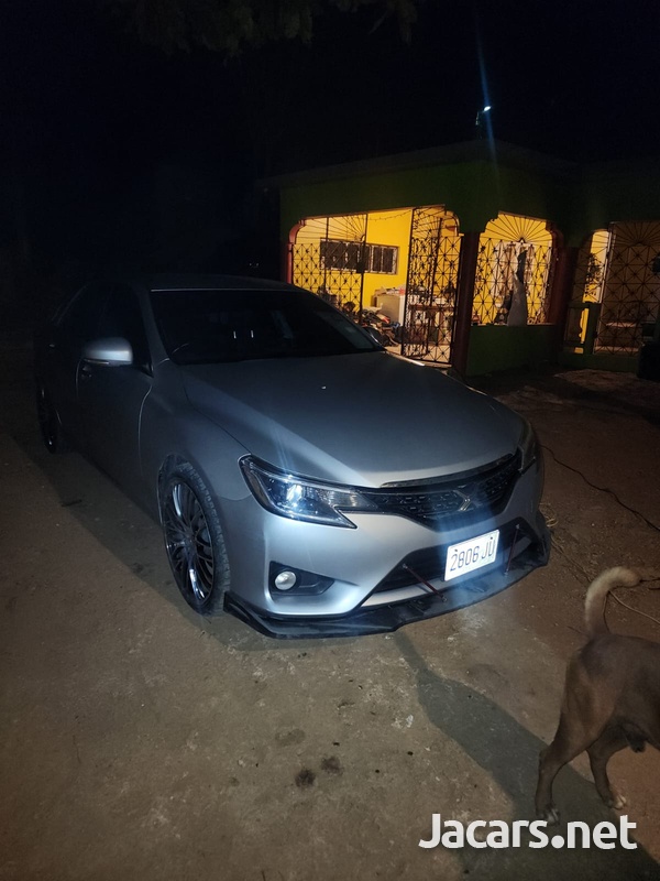 Toyota Mark X 2,5L 2014-3