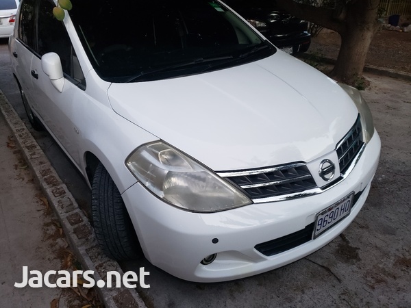 Nissan Tiida 1,5L 2012-4