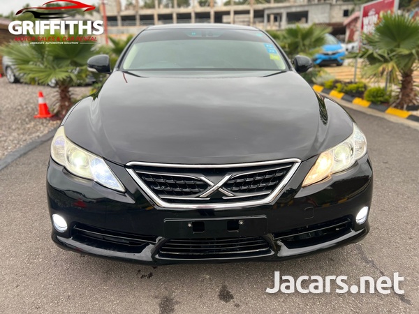 Toyota Mark X 3,5L 2012-1