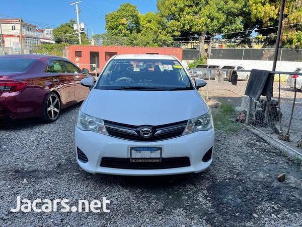 Toyota Fielder 1,8L 2013-1