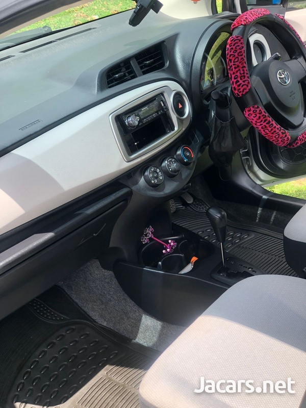 Toyota Vitz 1,3L 2014-2