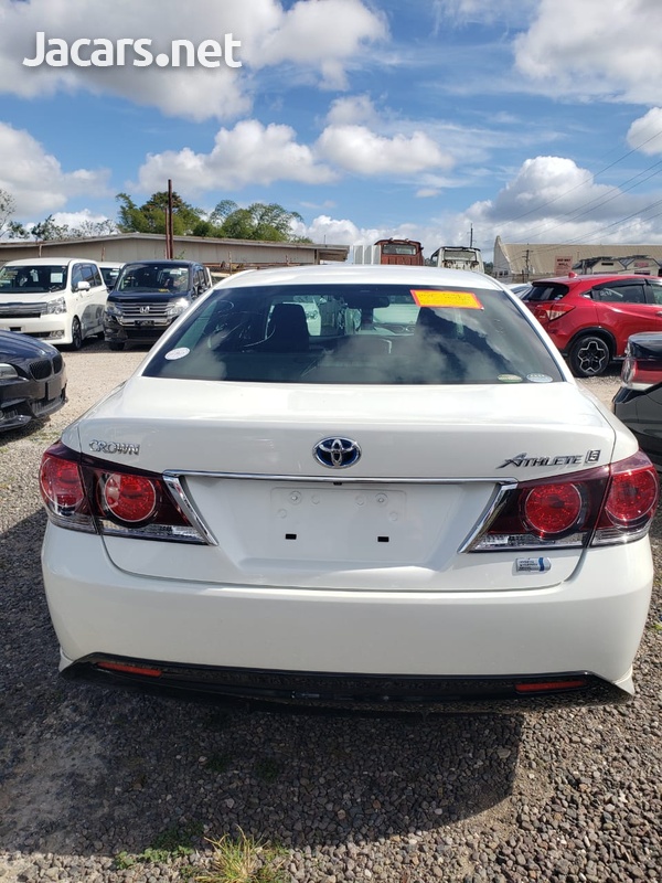 Toyota Crown 3,5L 2016-6