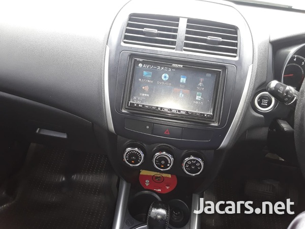 Mitsubishi ASX 1,8L 2013-6