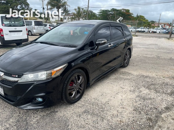 Honda Stream 1,8L 2013-5