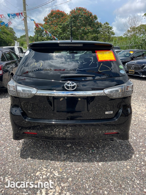 Toyota Wish 1,8L 2013-10