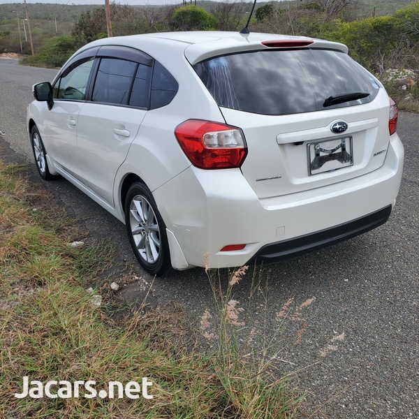 Subaru Impreza 2,0L 2013-4