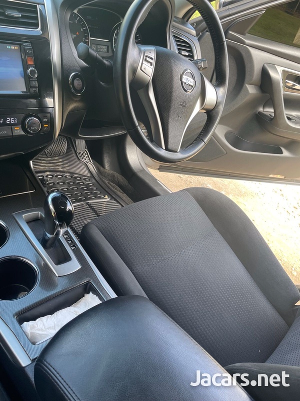 Nissan Teana 2,5L 2015-16
