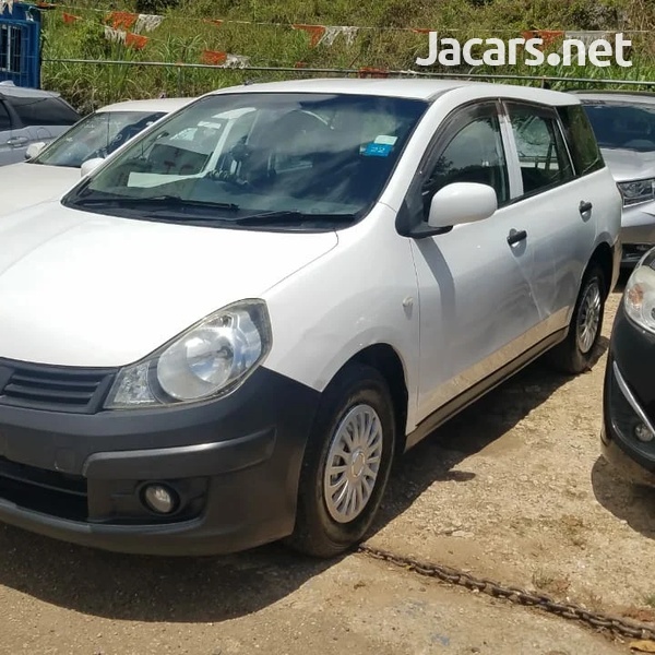 Nissan AD Wagon 1,5L 2013-5