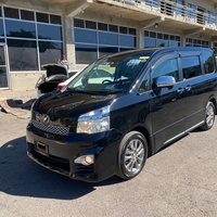 Toyota Voxy 2,0L 2013 Toyota Voxy 2,0L 2013