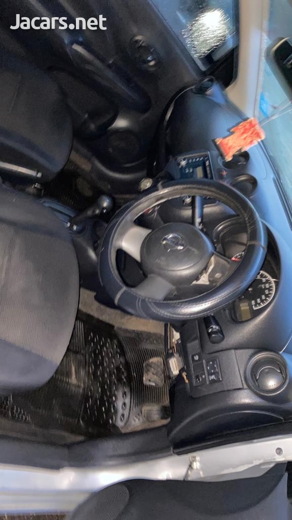 Nissan Latio 1,2L 2013-5