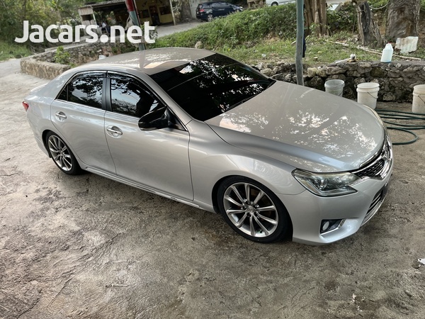 Toyota Mark X 2,5L 2013-2