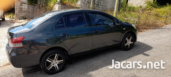 Toyota Yaris 1,5L 2009-3