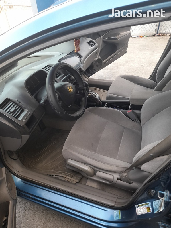 Honda Civic 1,8L 2007-6