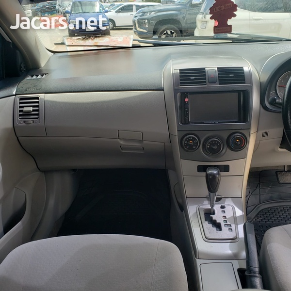 Toyota Axio 1,5L 2012-7