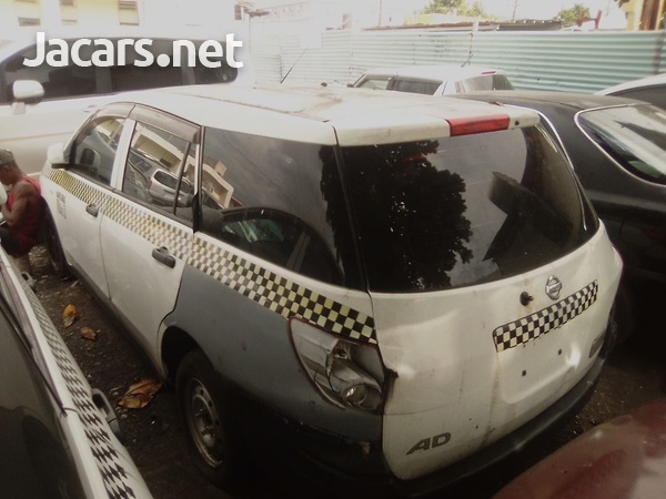 Nissan AD Wagon 1,5L 2012-3