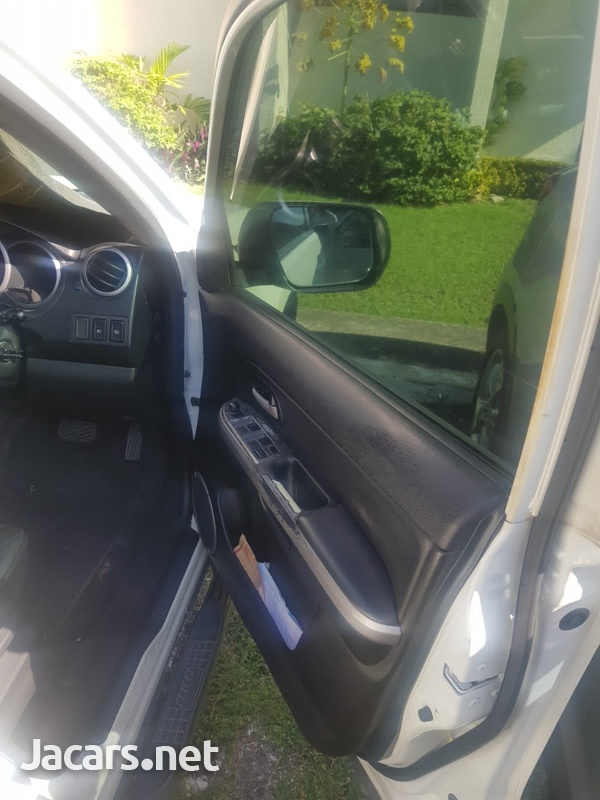 Suzuki Grand Vitara 2,4L 2012-4