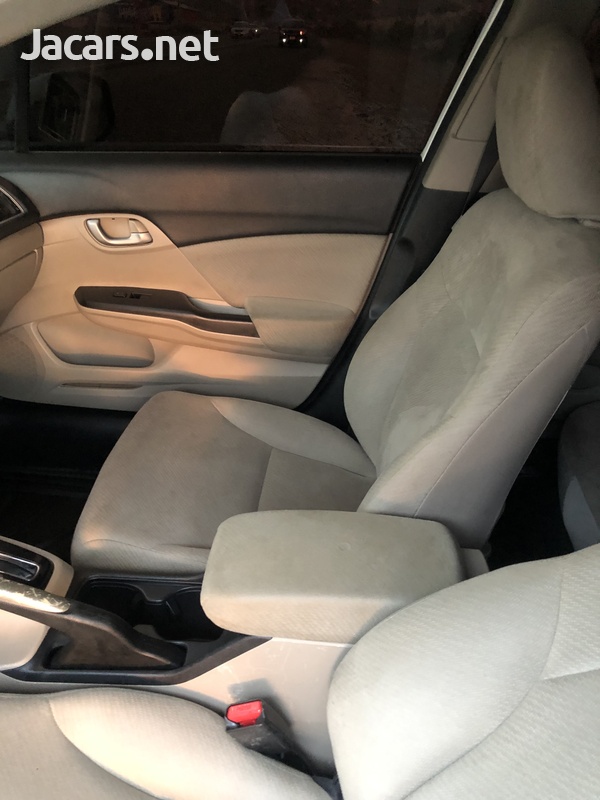 Honda Civic 1,7L 2013-6