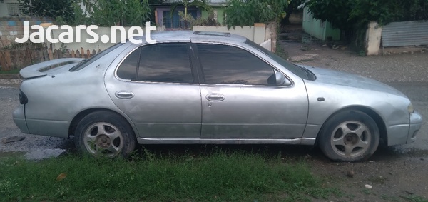 Nissan Bluebird 2,0L 1995-2