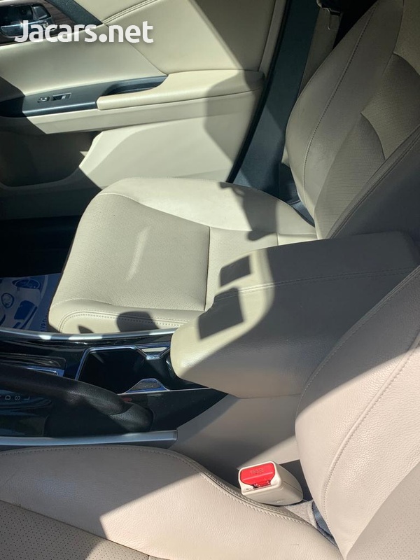 Honda Accord 2,5L 2017-2