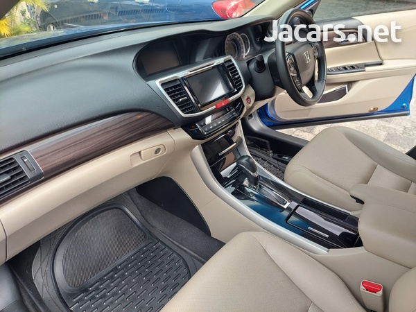 Honda Accord 3,6L 2016-3