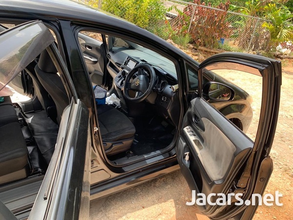 Toyota Wish 1,8L 2010-6