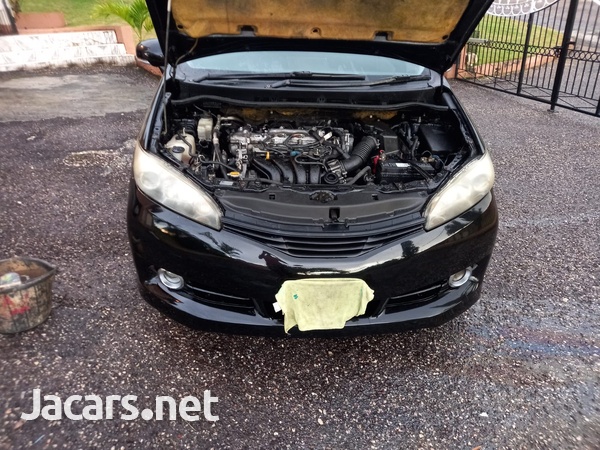 Toyota Wish 1,8L 2011-9