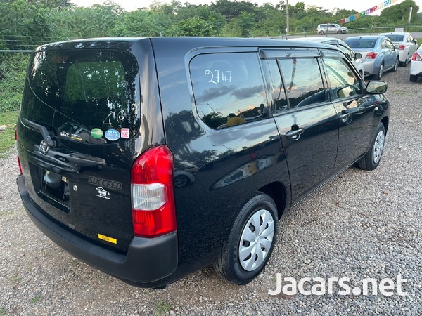 Toyota Succeed 1,5L 2016-5