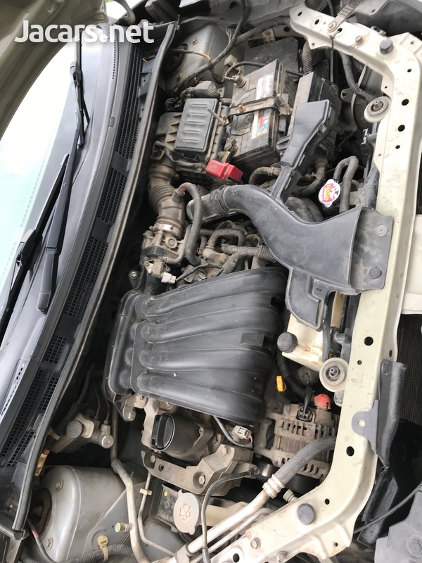 Nissan AD Wagon 1,5L 2012-7