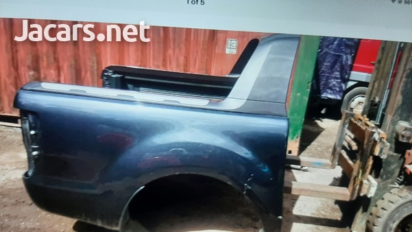 Ford Ranger wild track scrapping for parts-4