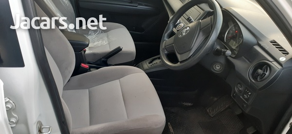 Toyota Axio 1,5L 2016-6
