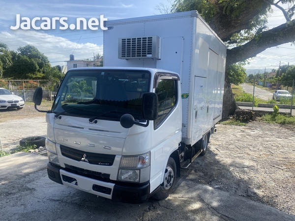 2013 Mitsubishi Canter-1