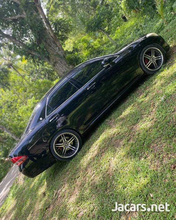 Toyota Crown 4,0L 2009-1