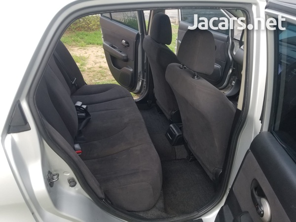 Nissan Tiida 1,5L 2012-4