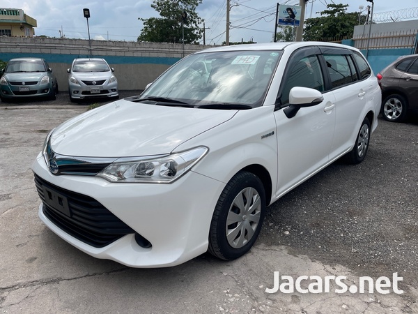 Toyota Fielder 1,5L 2016-3