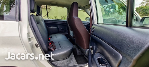 Toyota Succeed 1,5L 2017-10
