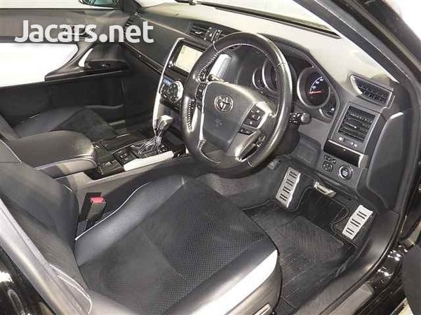 Toyota Mark X 2,5L 2017-7