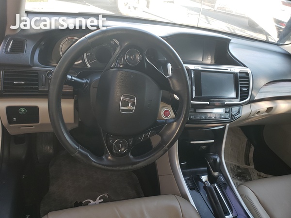 Honda Accord 2,4L 2016-6