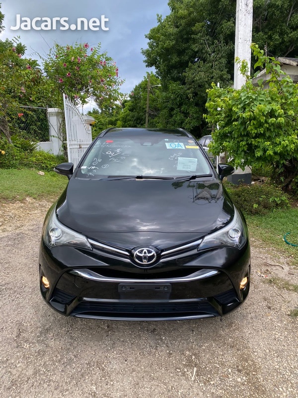 Toyota Fielder 2,0L 2017-1