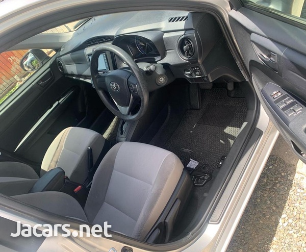 Toyota Axio 1,5L 2017-6