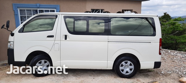 Toyota Hiace 3,0L 2015-5