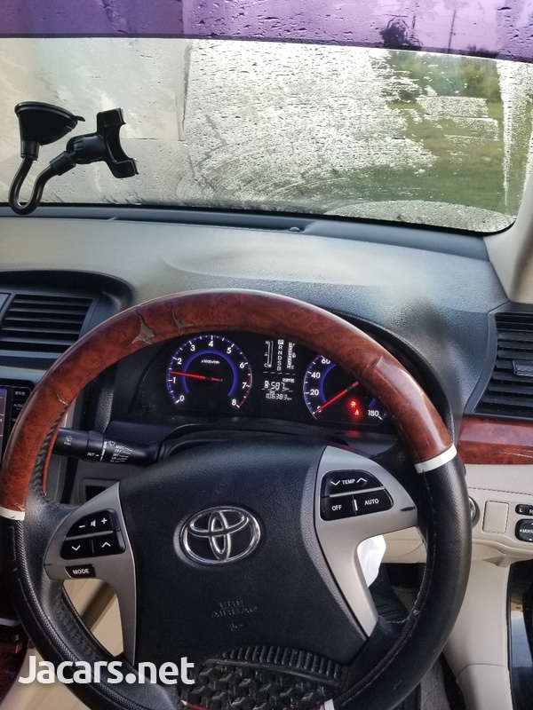 Toyota Premio 2,0L 2015-1