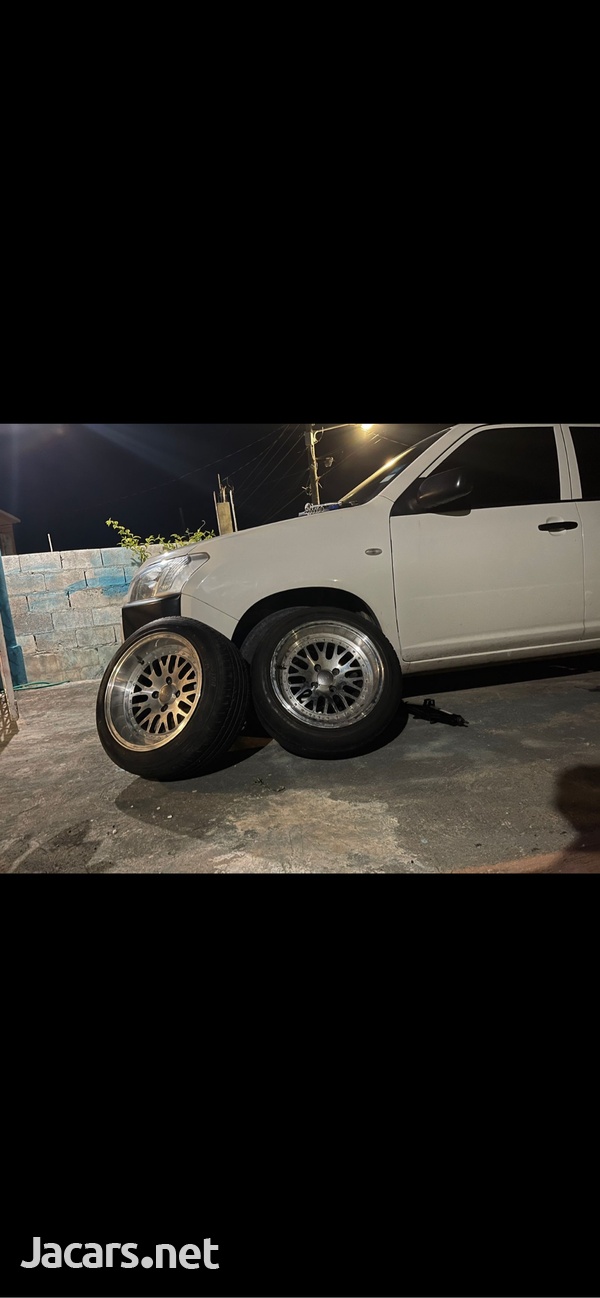 Toyota Probox 1,3L 2017-2