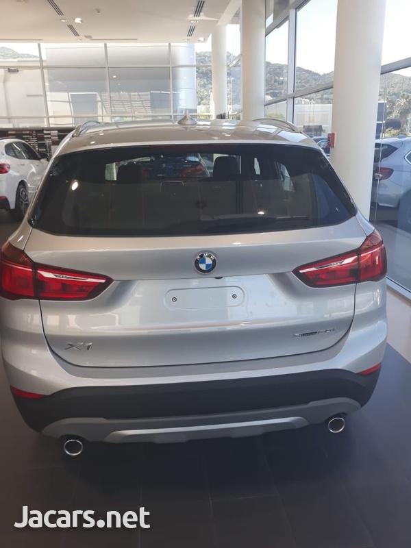 BMW X1 1,9L 2019-6