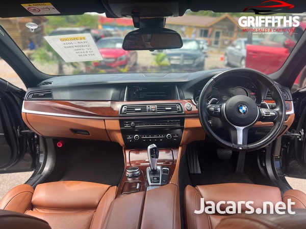 BMW 5-Series 2,0L 2015