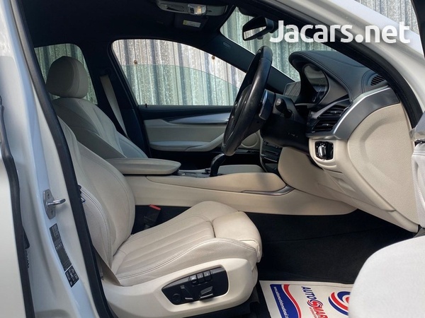 BMW X6 3,0L 2016-10