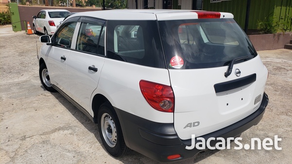 Nissan AD Wagon 1,5L 2016-9