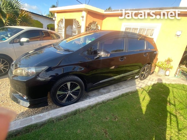 Toyota Wish 1,8L 2012-7