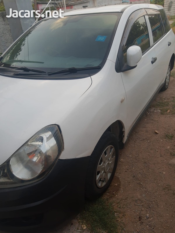 Nissan AD Wagon 2,0L 2012-7