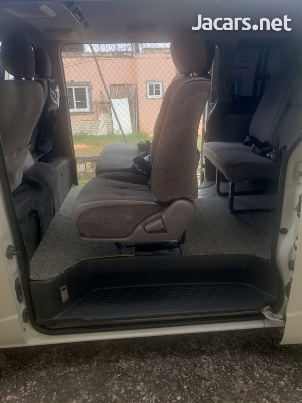 2008 Toyota Hiace-16